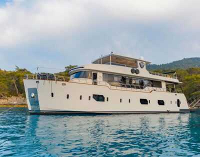 Trawler Simay M